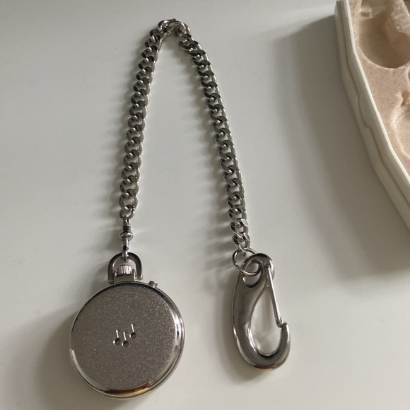 Am Ron collectible Looney Tunes musical pocket watch Tasmanian devil - Picture 2 of 4